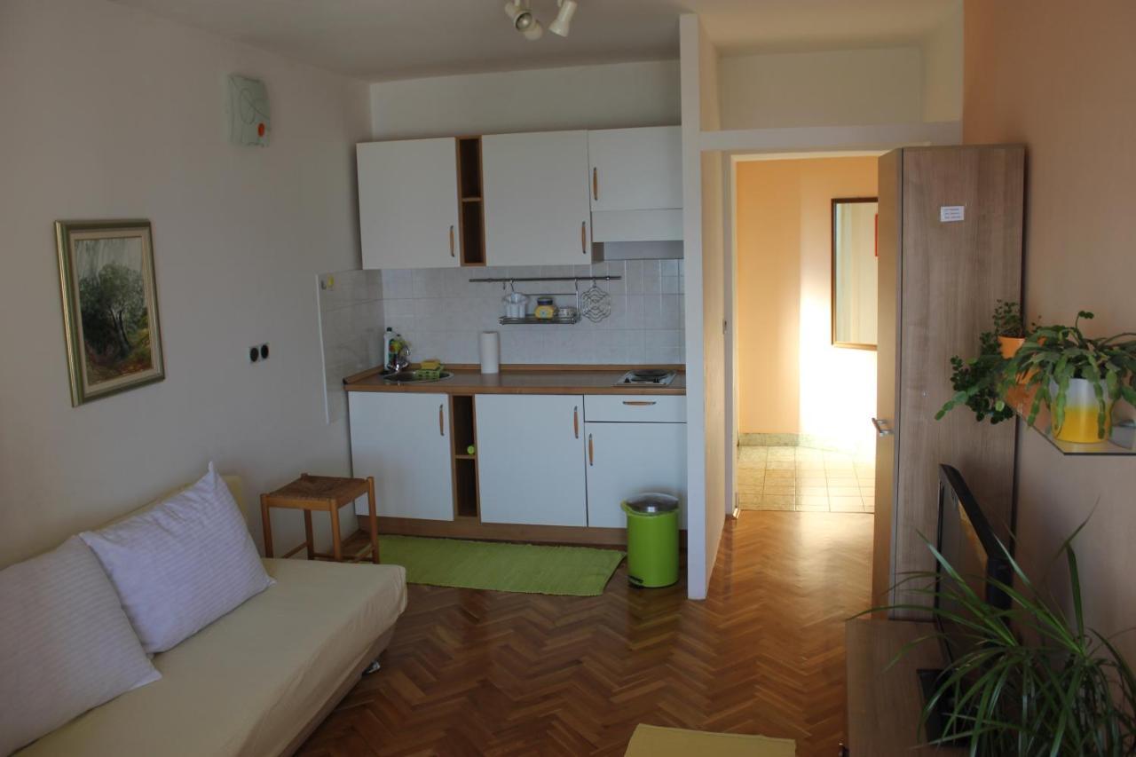 Omis Apartmani Mouse Eksteriør bilde